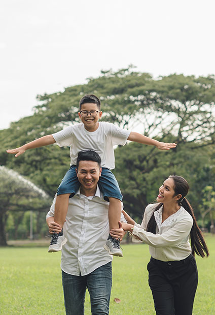 What Are the Advantages of a Family Dentist Image