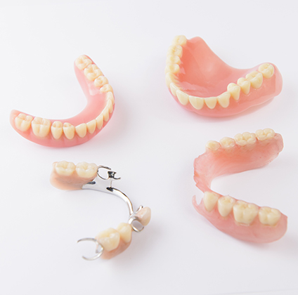 What Are Dentures Image