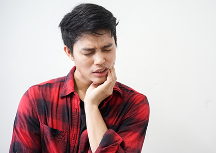 What Is a Dental Emergency vs. an Important Dental Issue in Bixby Knolls Image
