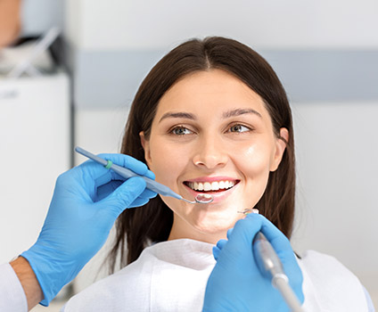 Porcelain Dental Veneers Long Beach CA